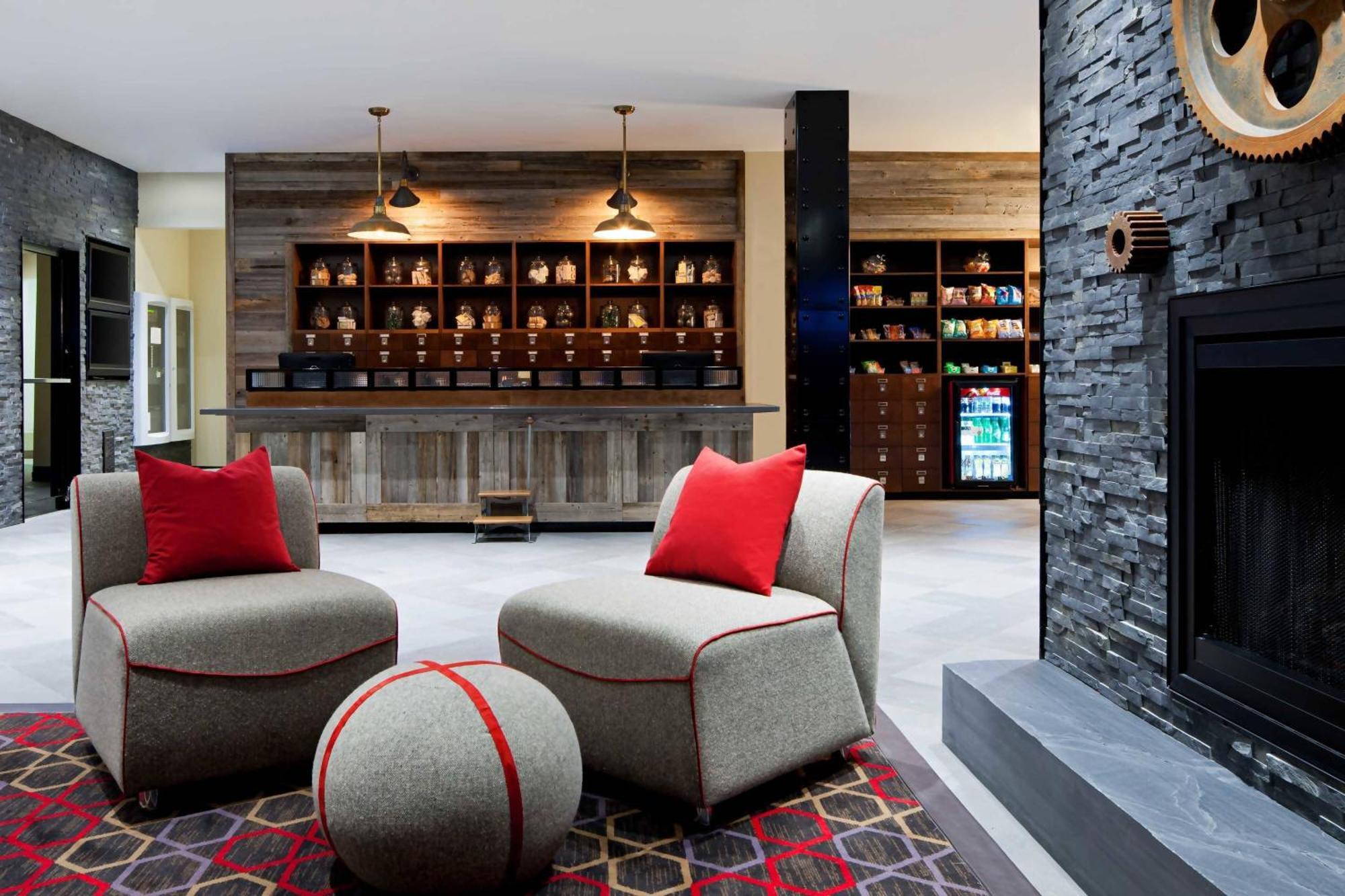 Four Points By Sheraton Edmundston Hotel & Conference Center Exteriér fotografie